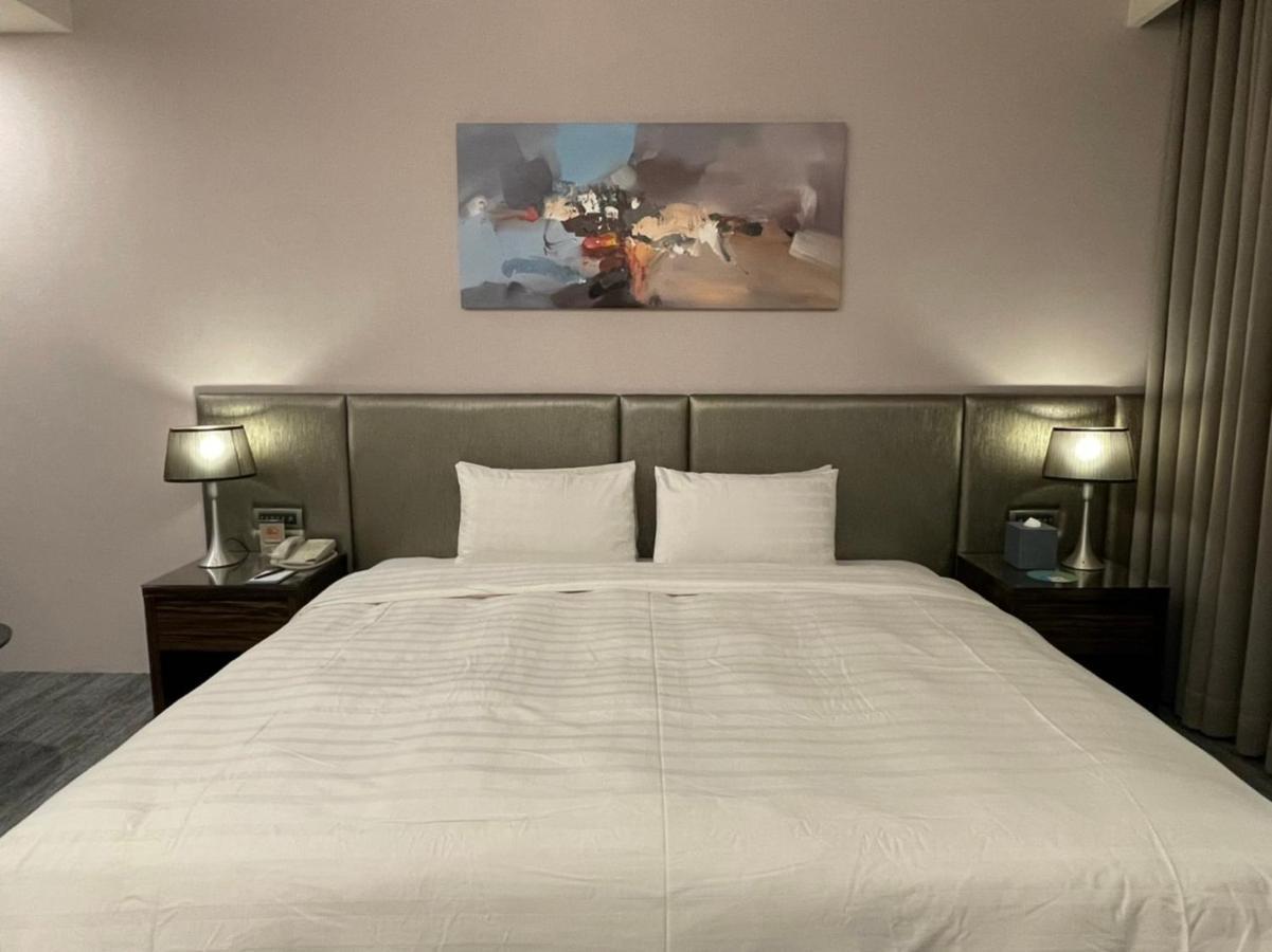 Hotel Geight Taipei Bagian luar foto