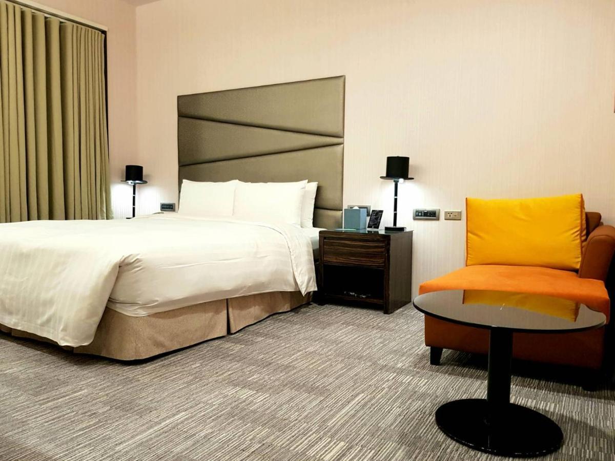 Hotel Geight Taipei Bagian luar foto